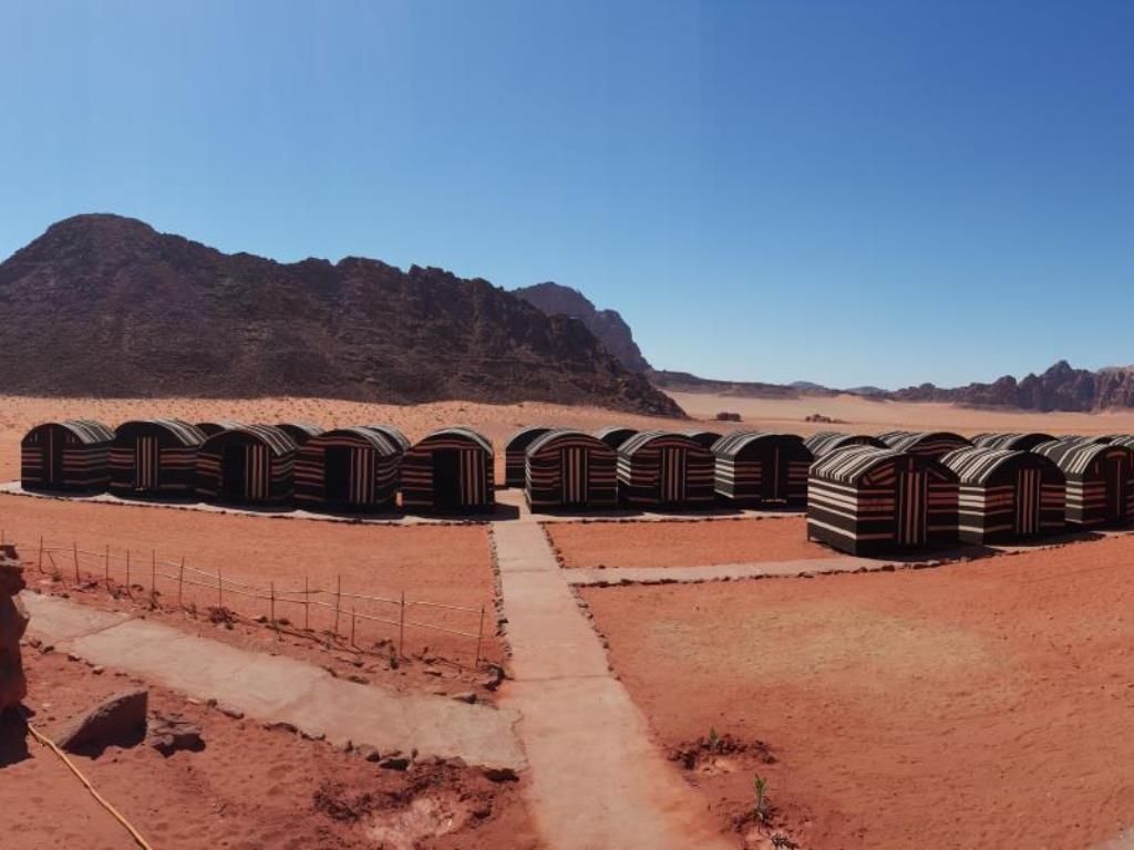 Wadi Rum Light Camp Екстериор снимка